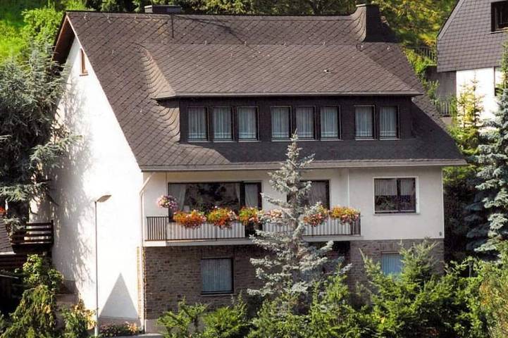 Ferienwohnung für 5 Personen, mit Balkon in Rhein (Deutschland)