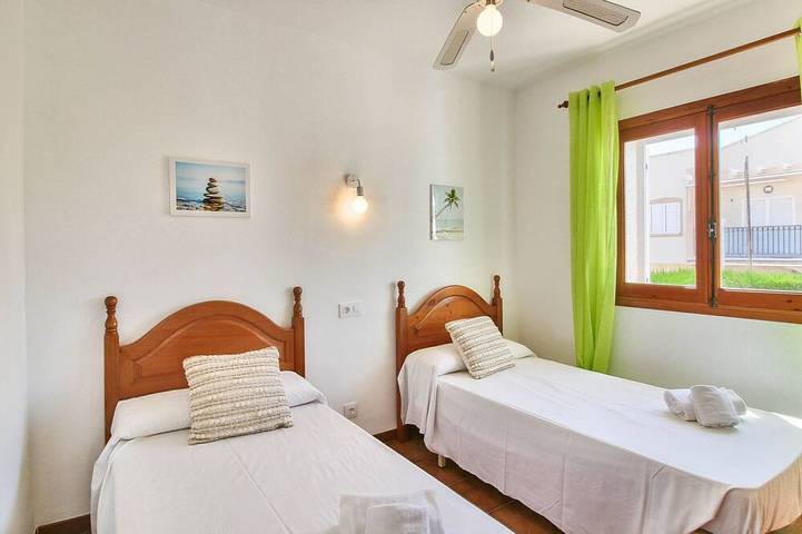 Bungalow für 6 Personen, mit Pool und Garten in El Palmar - 4