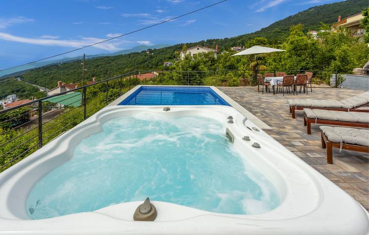Ferienhaus für 6 Personen, mit Pool und Terrasse in Opatija Riviera - 2