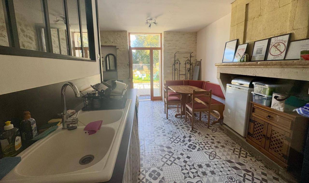 Double Room in Cartelègue, Région de Blaye