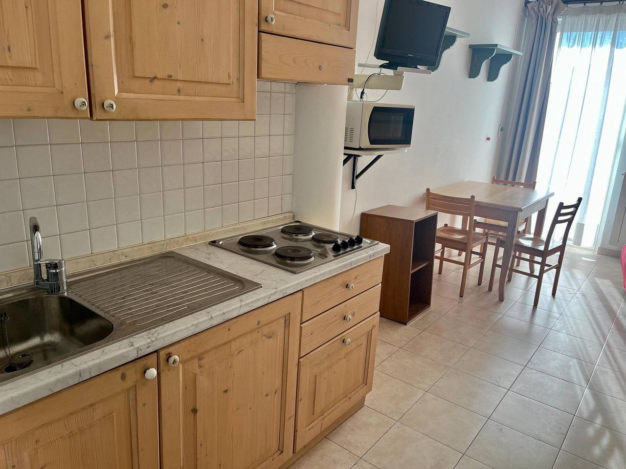 Appartamento intero, Direttamente sulla spiaggia: Residence Stella Maris a Pietra Ligure in Pietra Ligure, Comune di Pietra Ligure