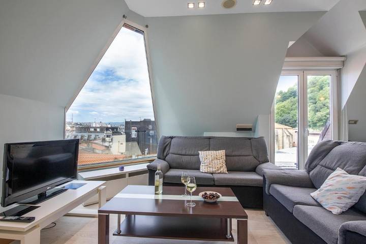 Location de vacances pour 5 personnes, avec jacuzzi et terrasse à San Sebastian