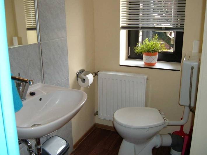 Ferienwohnung für 2 Personen, mit Terrasse und Garten in Dierkow - 4