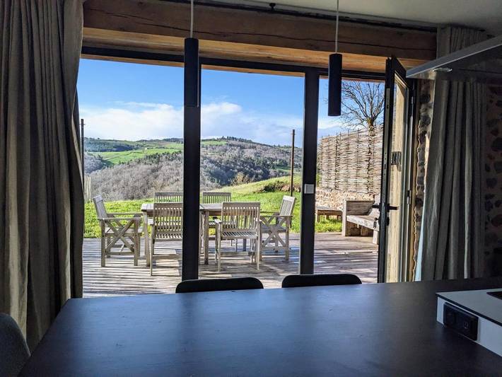 Location de vacances pour 6 personnes, avec jardin et terrasse à Saint-Just-près-Brioude