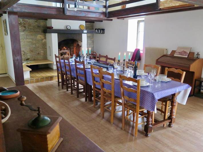 Location de vacances pour 15 personnes, avec jardin à Saint-Amour