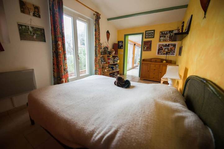 Gîte pour 4 personnes, avec jardin ainsi que piscine et terrasse à Pertuis - 2