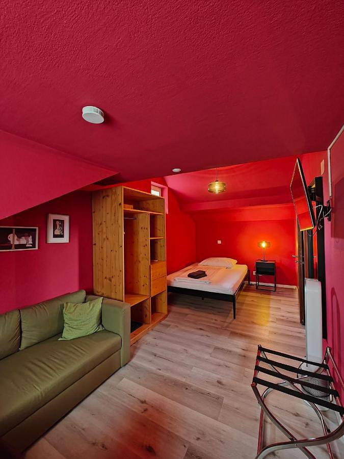 Hotel für 3 Personen, mit Ausblick in Glarus - 3