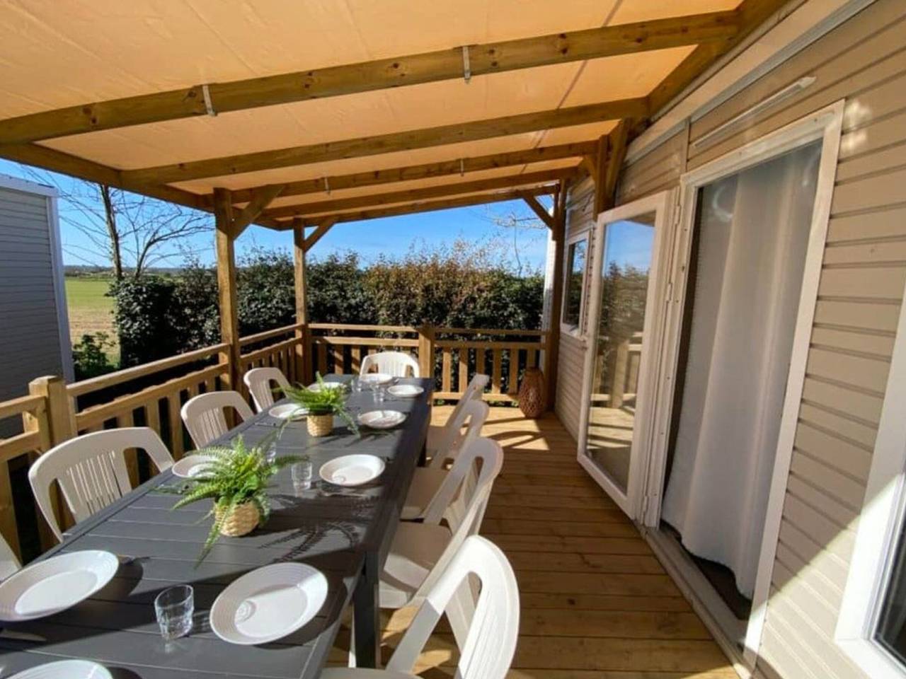 Geräumiges Mobilheim für 10 Personen mit Terrasse in Dolus-d'Oléron, Côte de Beauté
