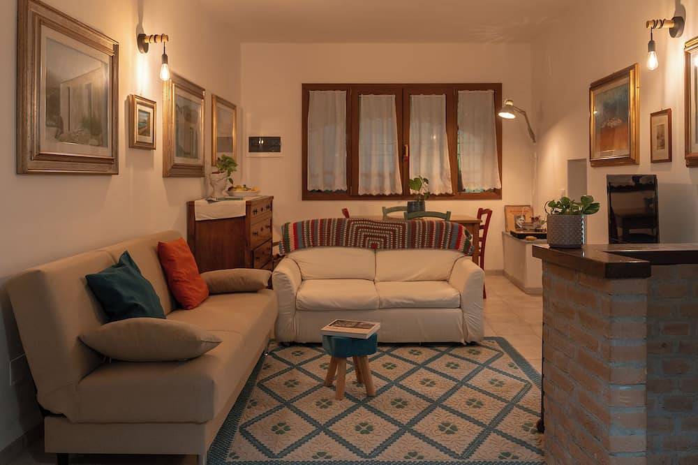 Ganze Wohnung, La Casetta: simplicity and authenticity in the heart of Basso Lodigiano in San Fiorano, Lodi Provinz