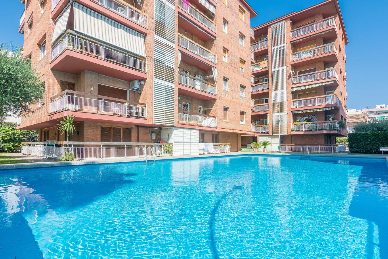 Entire apartment, Homeholidaysrentals Amaral - Costa Barcelona in Pineda de Mar, Costa del Maresme