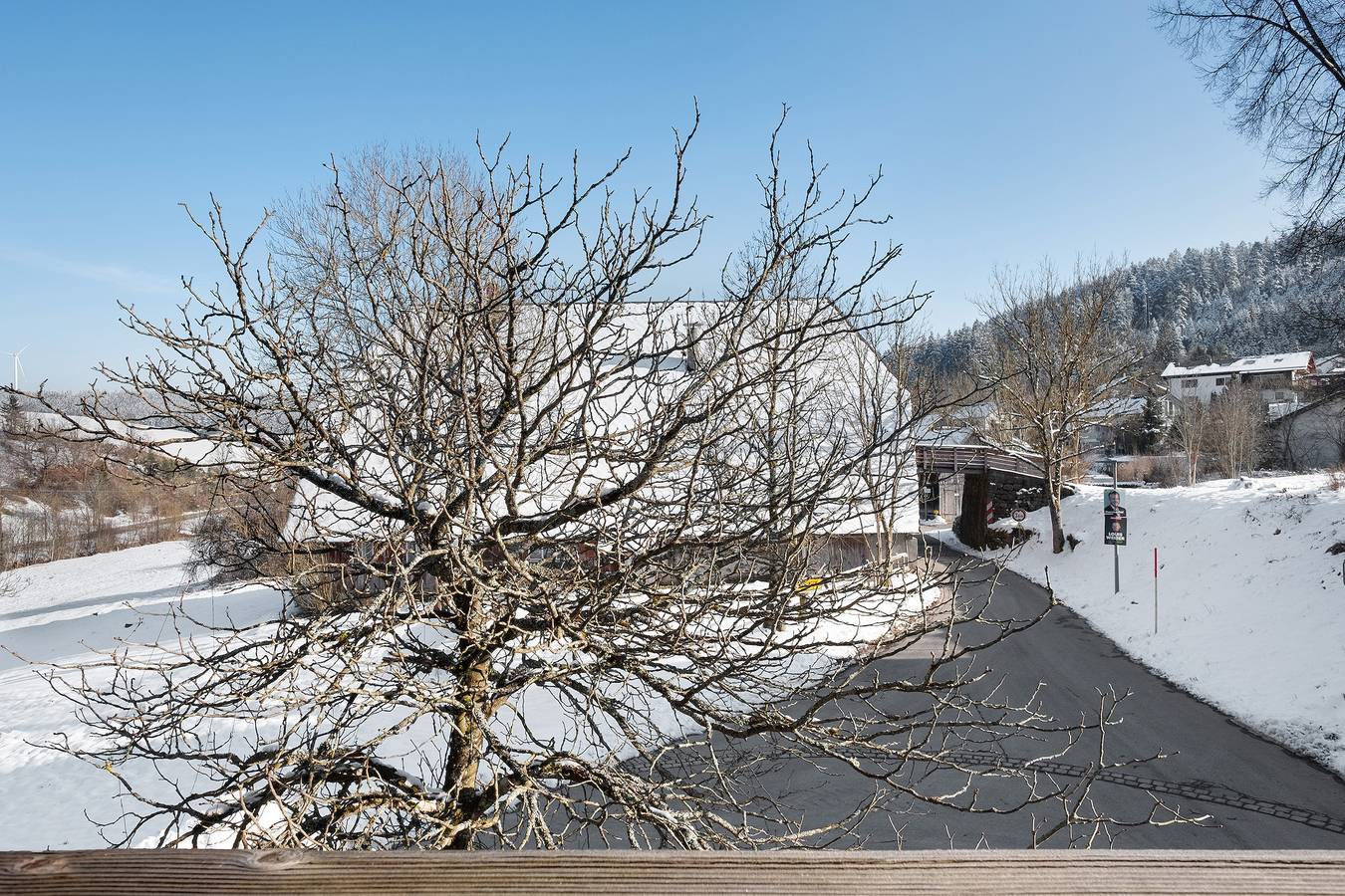 Entire apartment, Apartment 'Ferienwohnung 2 Personen' with Shared Garden, Balcony and Wi-Fi in St. Georgen im Schwarzwald, Central Black Forest