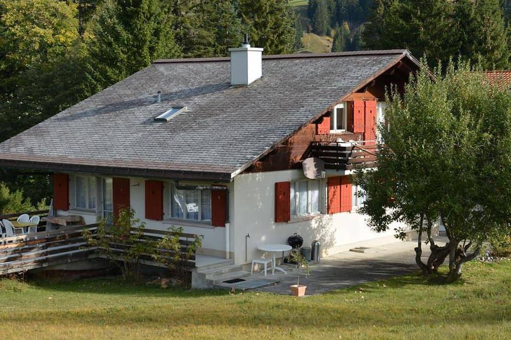 Ganze Wohnung, Mutzli Appartement/Fewo, Dusche oder Bad, Wc 6-Bettwohnung in Saanenmöser, Saanen