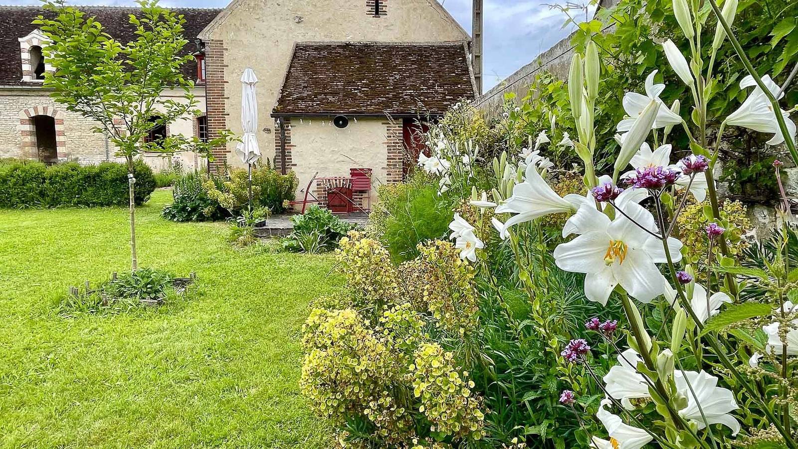 Gite Nid douillet au Colombier Vert in Champlay, Région d'Auxerre