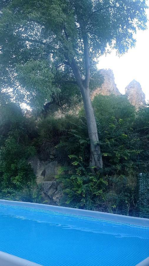 Casa rural para 6 personas, con piscina y vistas al lago además de vistas y jardín en Castril - 2