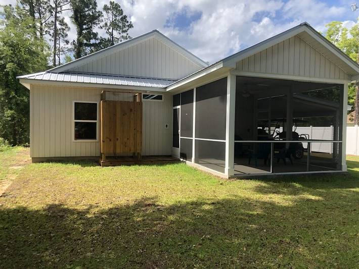 Vacation rental for 4 people, with pets in Port St. Joe