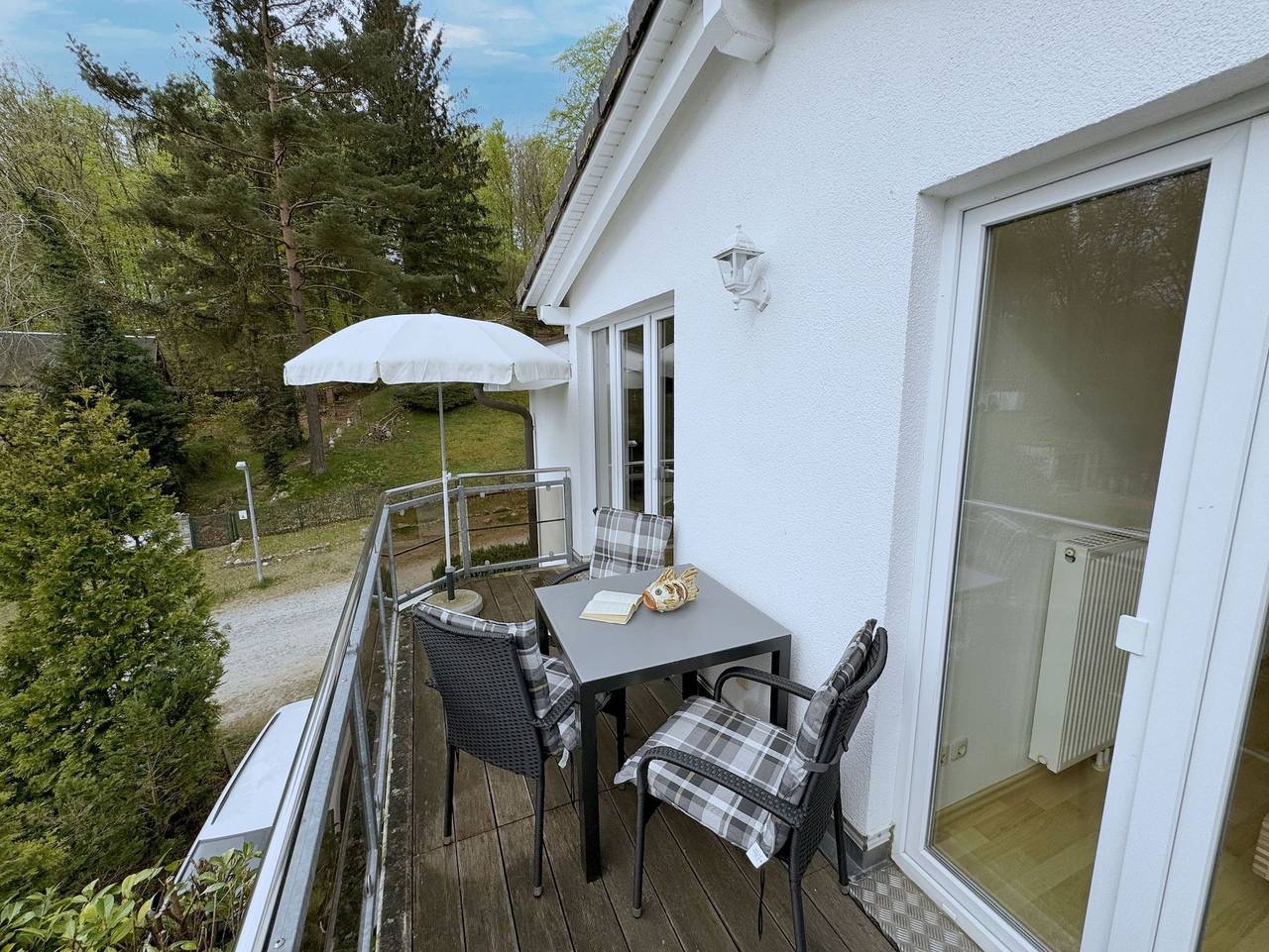 Ganze Ferienwohnung, Mr: Residenz Falkenberg Whg. 07 Strandkorb mit Balkon - Residenz Falkenberg Whg. 07 Strandkorb mit Balkon in Sellin, Rügen