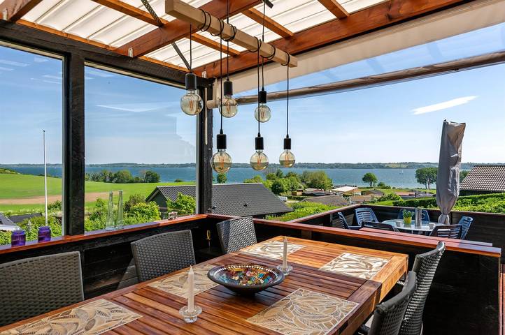 Ferienhaus für 6 Personen, mit Garten und Terrasse in Skarrev