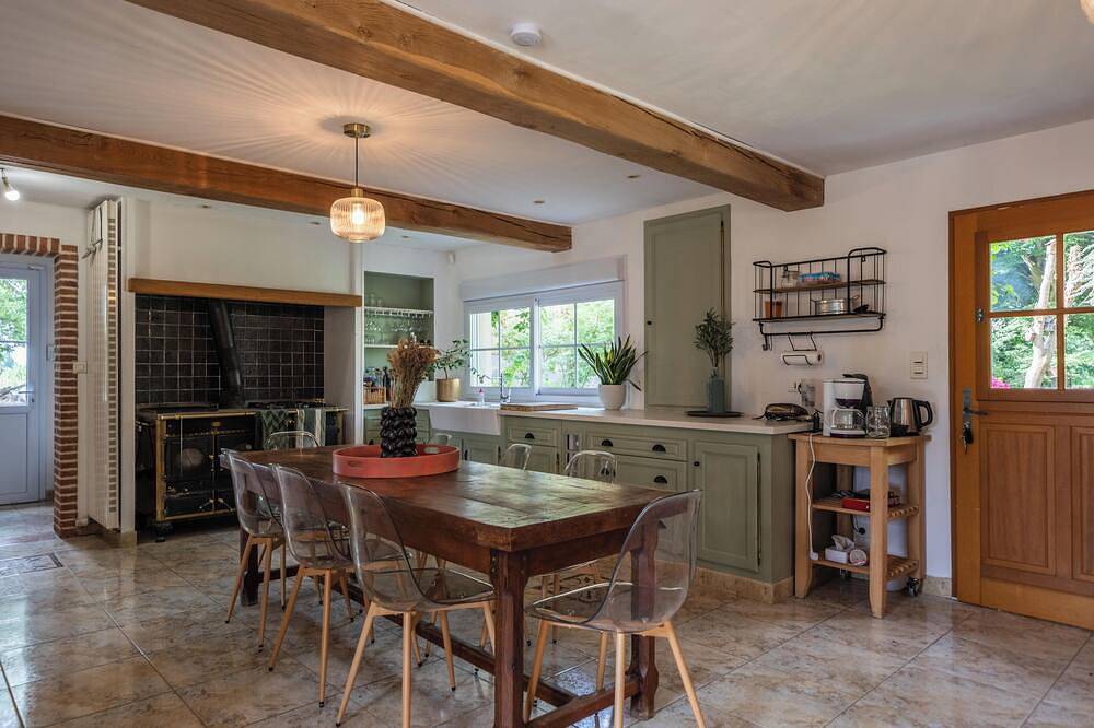 Maison Teneryl renovated farmhouse in Saint-Benoît-sur-Loire, Loire-Tal