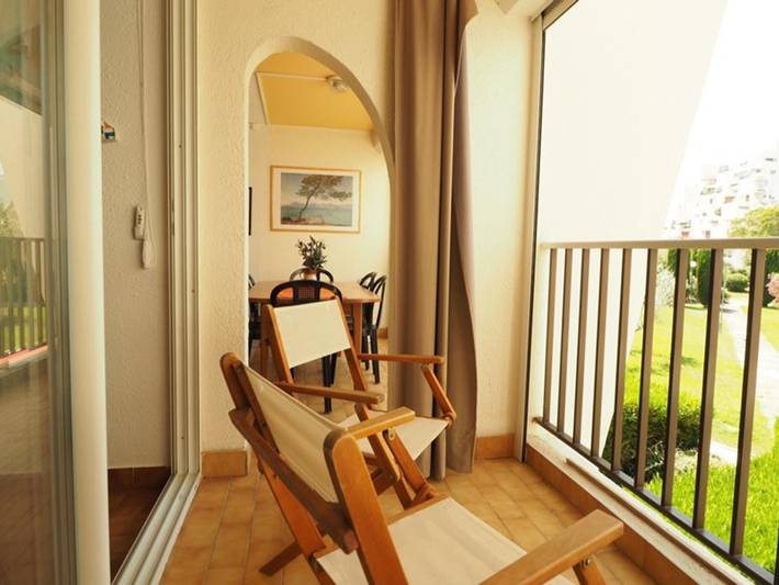 Gîte pour 5 personnes, avec Terrasse dans Etang De L Or - 2