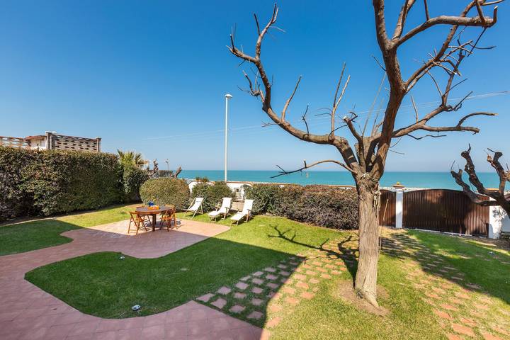 Maison de vacances pour 7 personnes avec jardin in Trani, Barletta-Andria-Trani