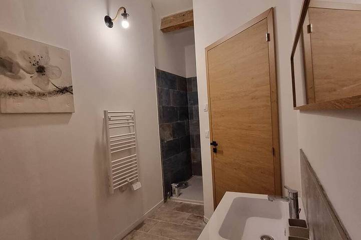 Location de vacances pour 5 personnes, avec jacuzzi et balcon, animaux acceptés à Lézignan-Corbières - 4