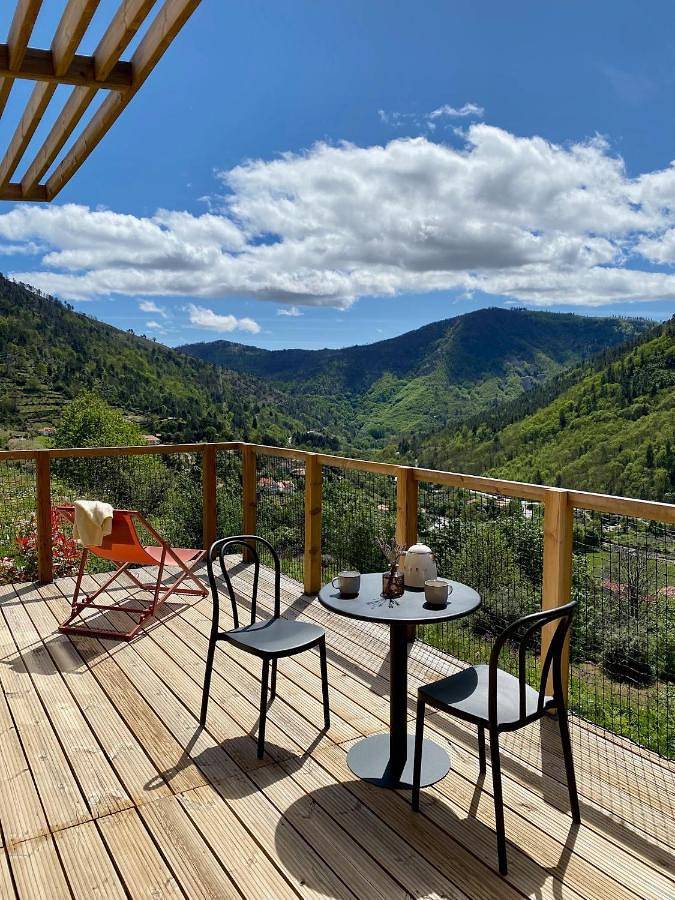 Lodge para 2 pessoas, com Terraço e Jardim e ainda Vista em 
