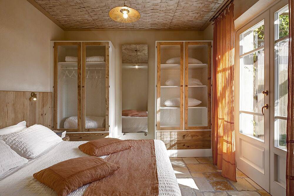 Ros_Room+@Olimagiofarm w/animals_25mpool_4km Fortedeimarmi beach_bikeonsite in Pietrasanta, Italian Riviera