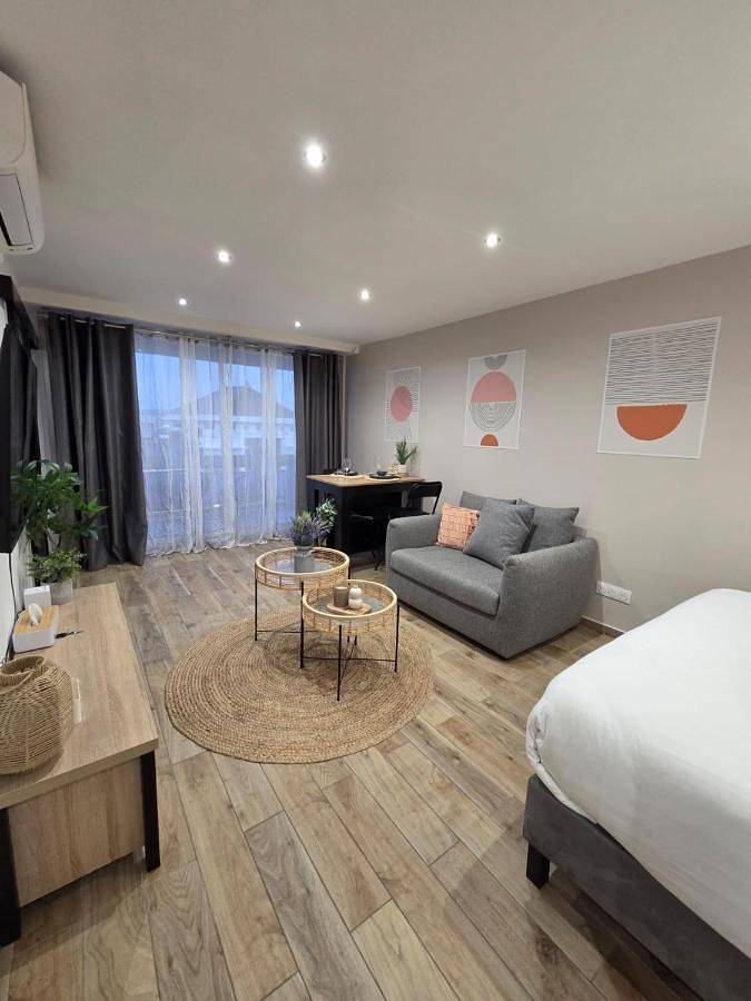 Gîte pour 2 personnes, avec balcon à Massy