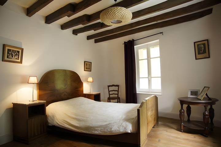 Cottage « Le Moulin de Laval » avec terrasse privée, Wi-Fi et climatisation in Saint-Priest-des-Champs, Puy-de-Dôme
