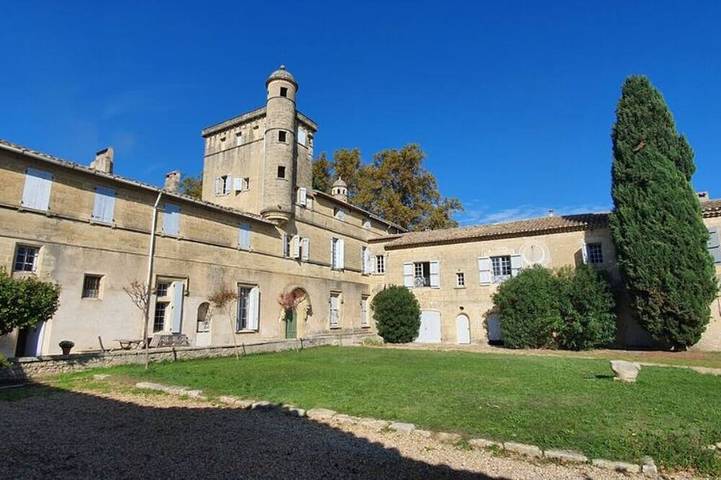 Ganze Wohnung, Château Teillan-porte Italienne in Aimargues, Mittelmeerküste (Frankreich)