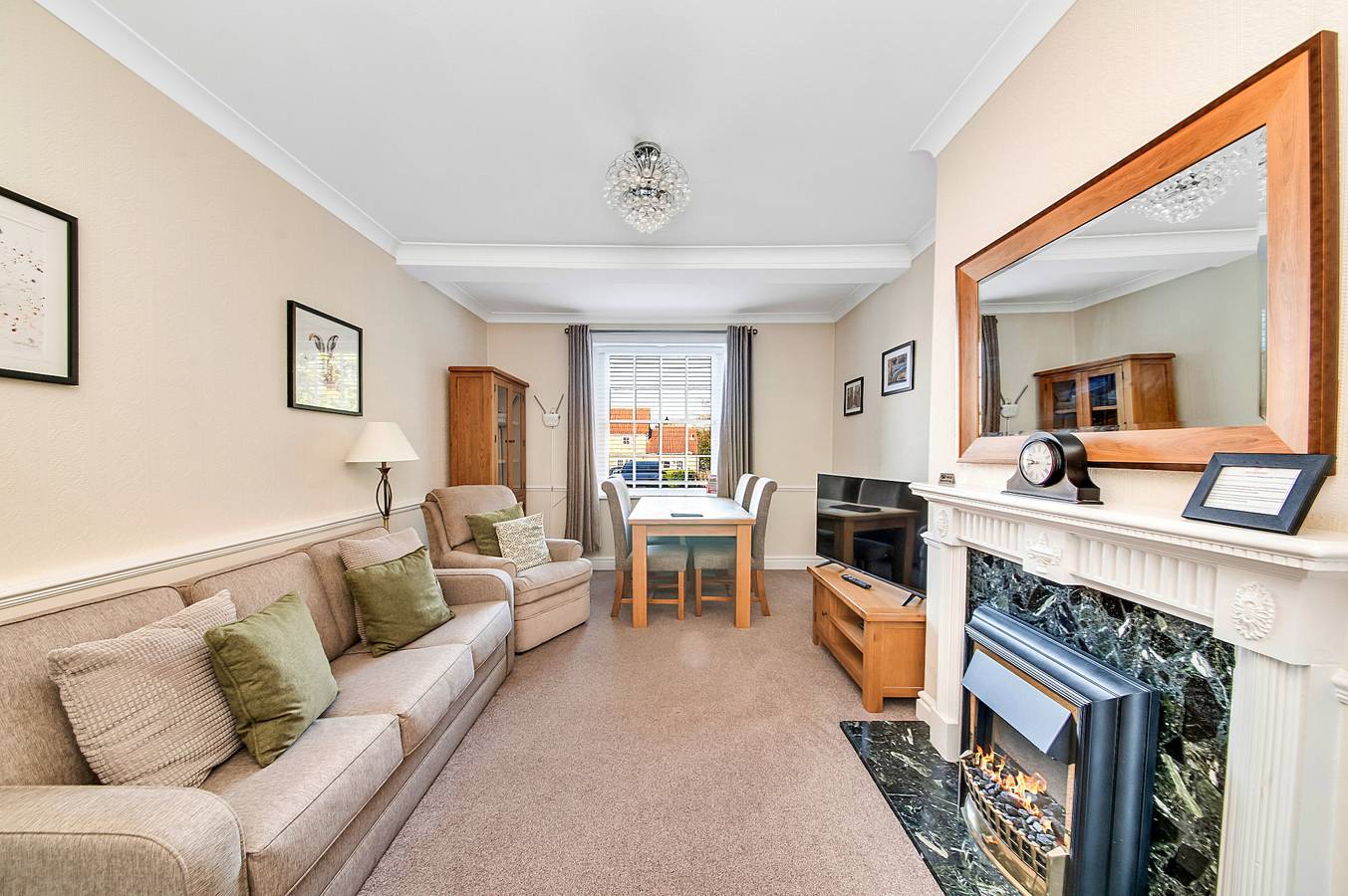 Entire apartment, Kilburn Hall Apt in North York Moors National Park