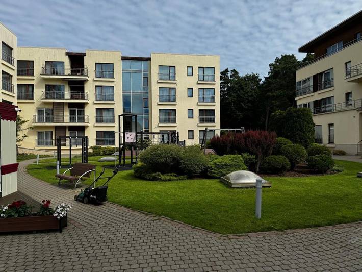 Ferienwohnung für 4 Personen, mit Ausblick und Garten in Jurmala