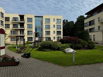 Ferienwohnung für 4 Personen, mit Garten und Ausblick in Jurmala