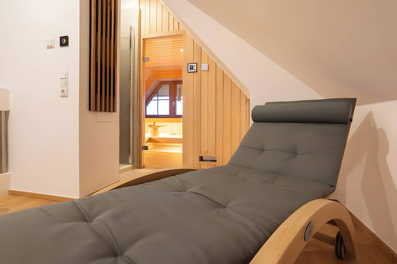\"reethaus nordlicht\" a top-class vacation home on the baltic sea island of rügen. in Lancken, Dranske
