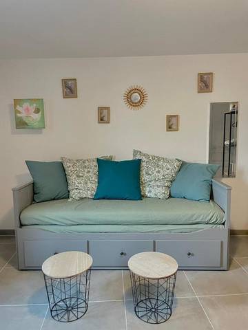 Gîte pour 2 personnes, avec terrasse à Pesmes