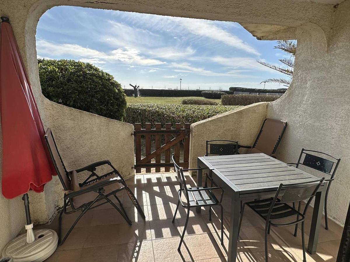 Appartement entier, Appartement - place de parking - terrasse vue mer in Saintes-Maries-de-la-Mer, Côte méditerranéenne (France)