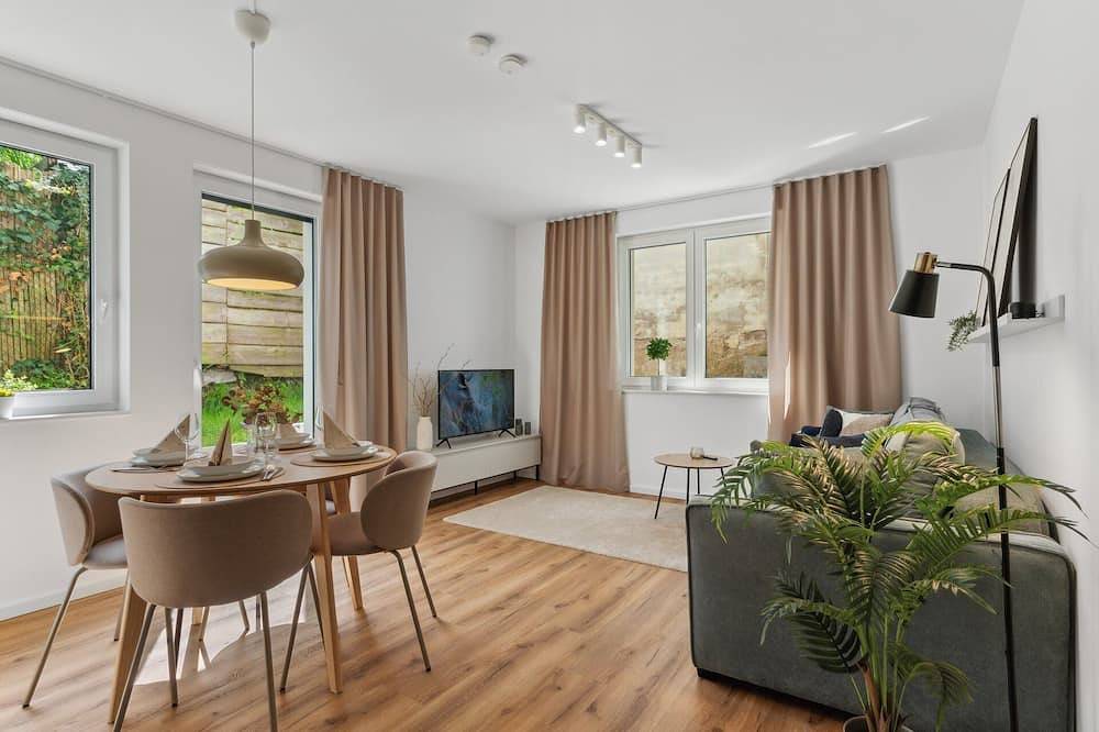 Ganze Wohnung, Stylisches Apartment mit Terrasse & kostenlosem Parkplatz Beste Lage Bielefeld´s in Bielefeld, Nordrhein-Westfalen