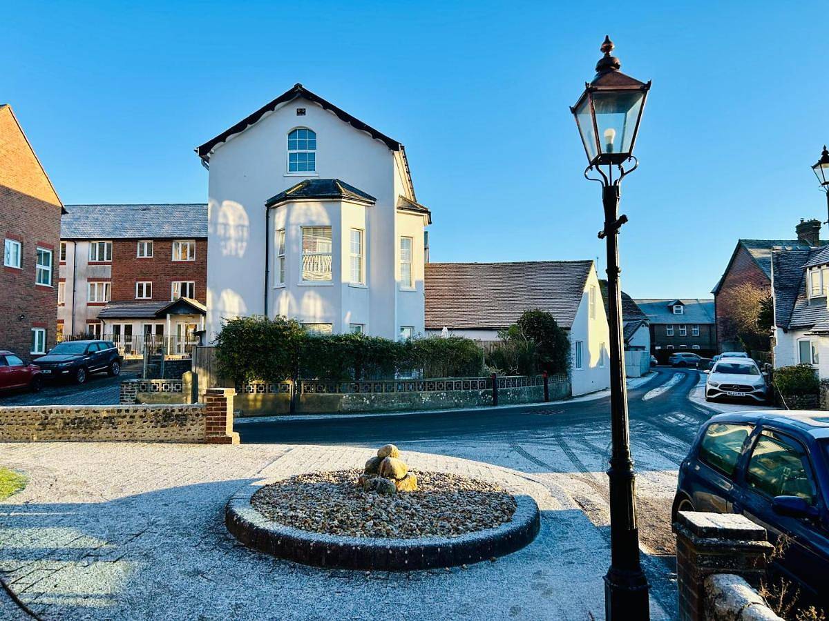 Double Room with Shared Bathroom in Arundel, South Downs