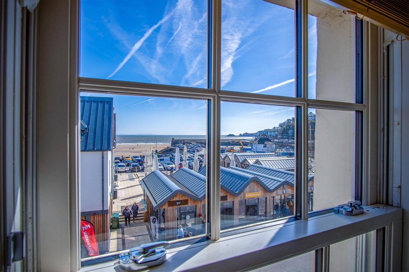Entire apartment, Upper Deck - 2 Bedroom Apartment - Saundersfoot in Saundersfoot, Pembrokeshire