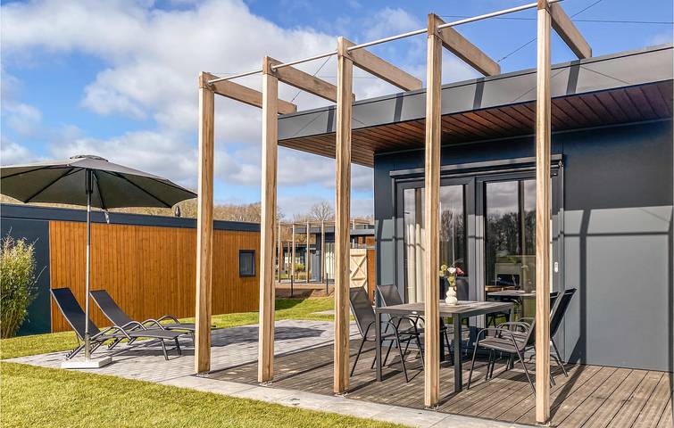 Ferienhaus für 4 Personen, mit Terrasse und Garten in Süsel - 2