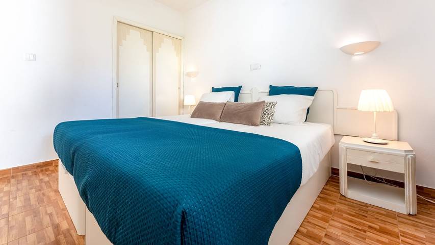 Ganze Wohnung, Praia da Rocha Apartment by LovelyStay in Praia da Rocha, Portimão