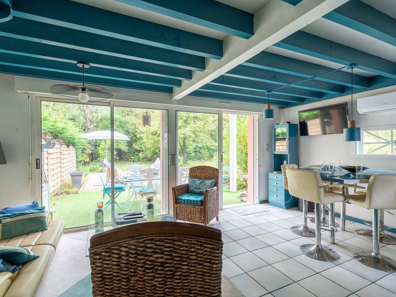 Maison à Biscarrosse - 4 pers, lac à pied, terrasse, parking in Biscarrosse, Côte d’Argent