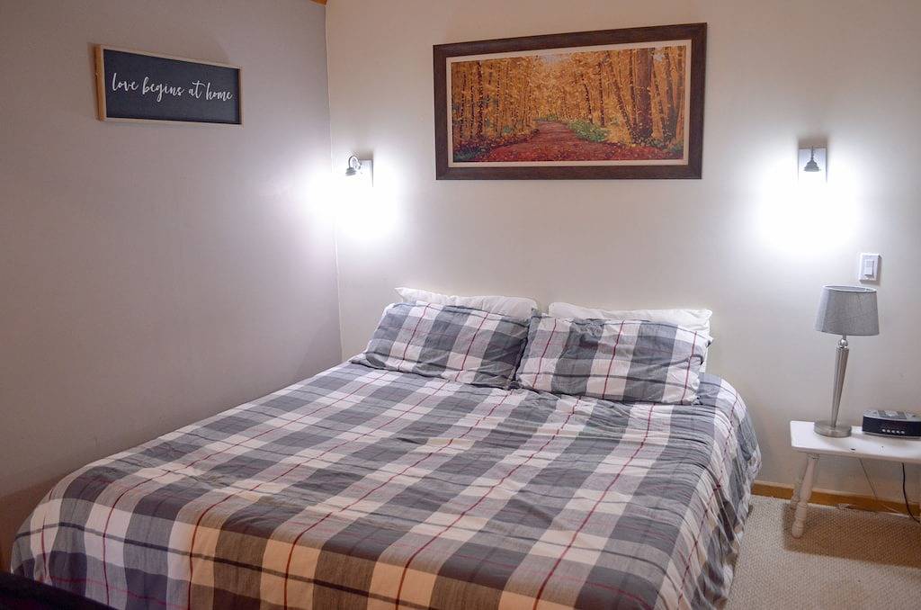 Quaint cabin w/hot tub-10 min from Helen! in Chattahoochee National Forest