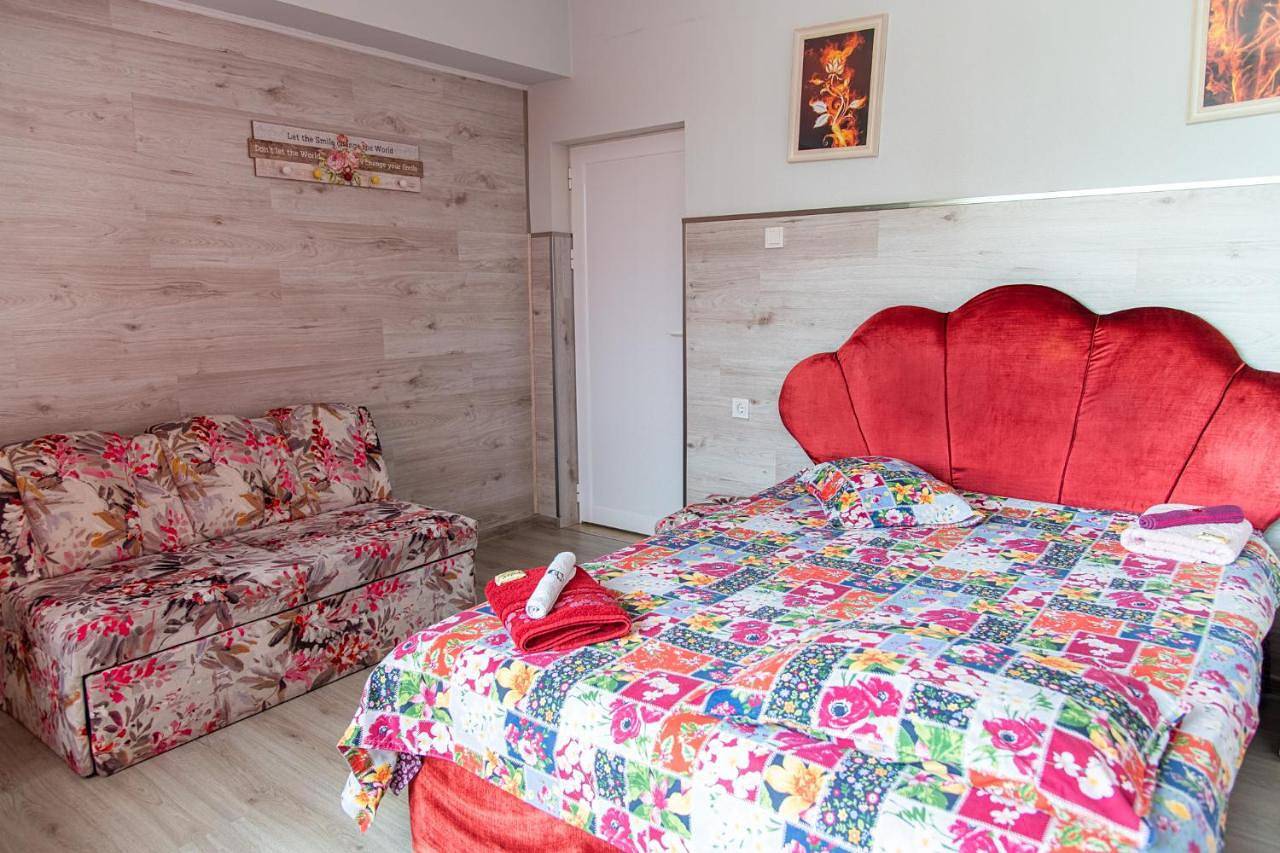 Guest House El Paraiso in Karlovo, Balkan Mountains