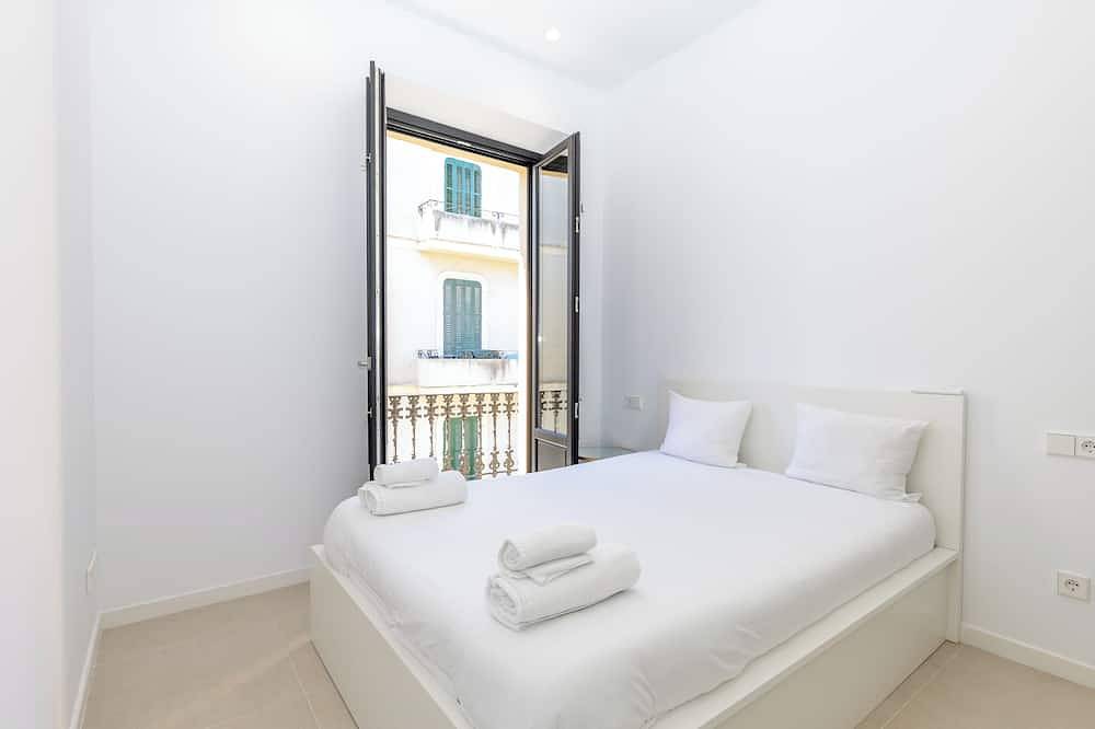 Entire apartment, Luxury Renovated Apt in the Heart of Ibiza Town in Dalt Vila, Ibiza (Municipality)