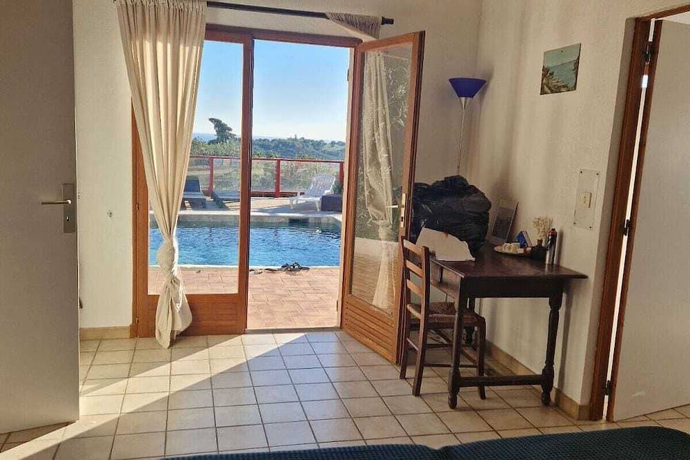 Fkk-Paradies Villa mit Pool Meerblick in Hyeres, Parc national Port-Cros