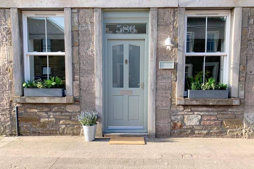 Geheel appartement, The Estuary Apartment - 2 minutes form the beach! in Dundee, Angus