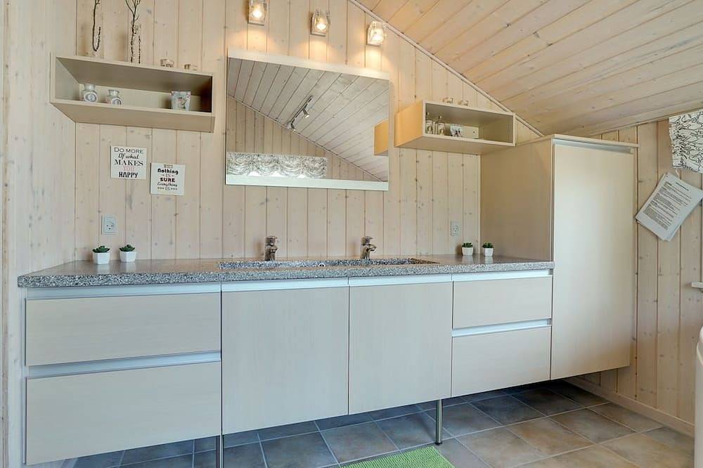 \"Onni\" - 2.3km from the sea by Interhome in Saltum, Jammerbugt