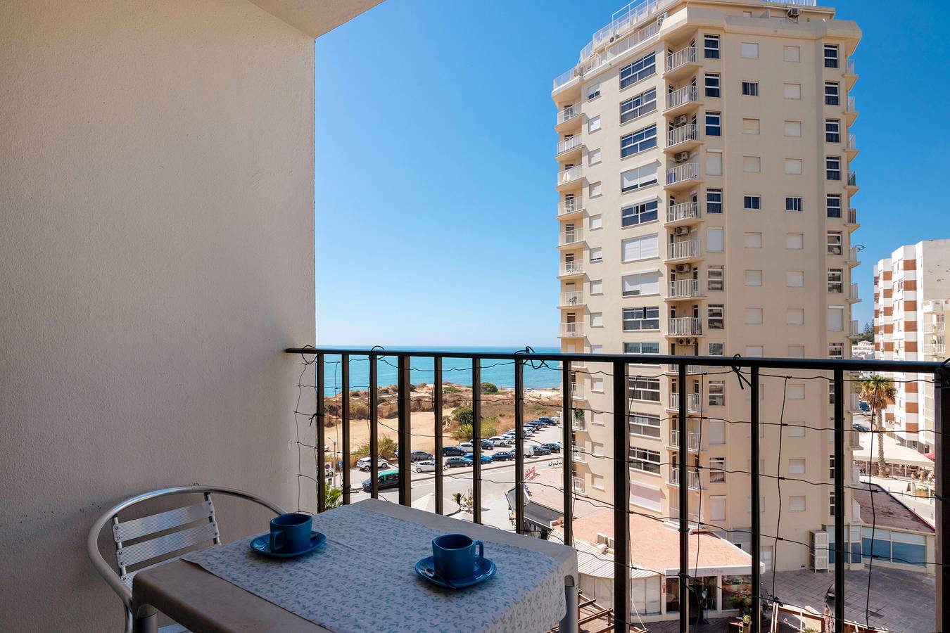 Geheel appartement, Appartement 'Gabriel 5 G' met Zeezicht, Gedeeld Zwembad en Wi-Fi in Armação de Pêra (costa), Faro District