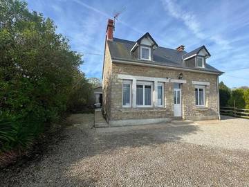 Gîte pour 6 personnes, avec piscine et terrasse à Lithaire